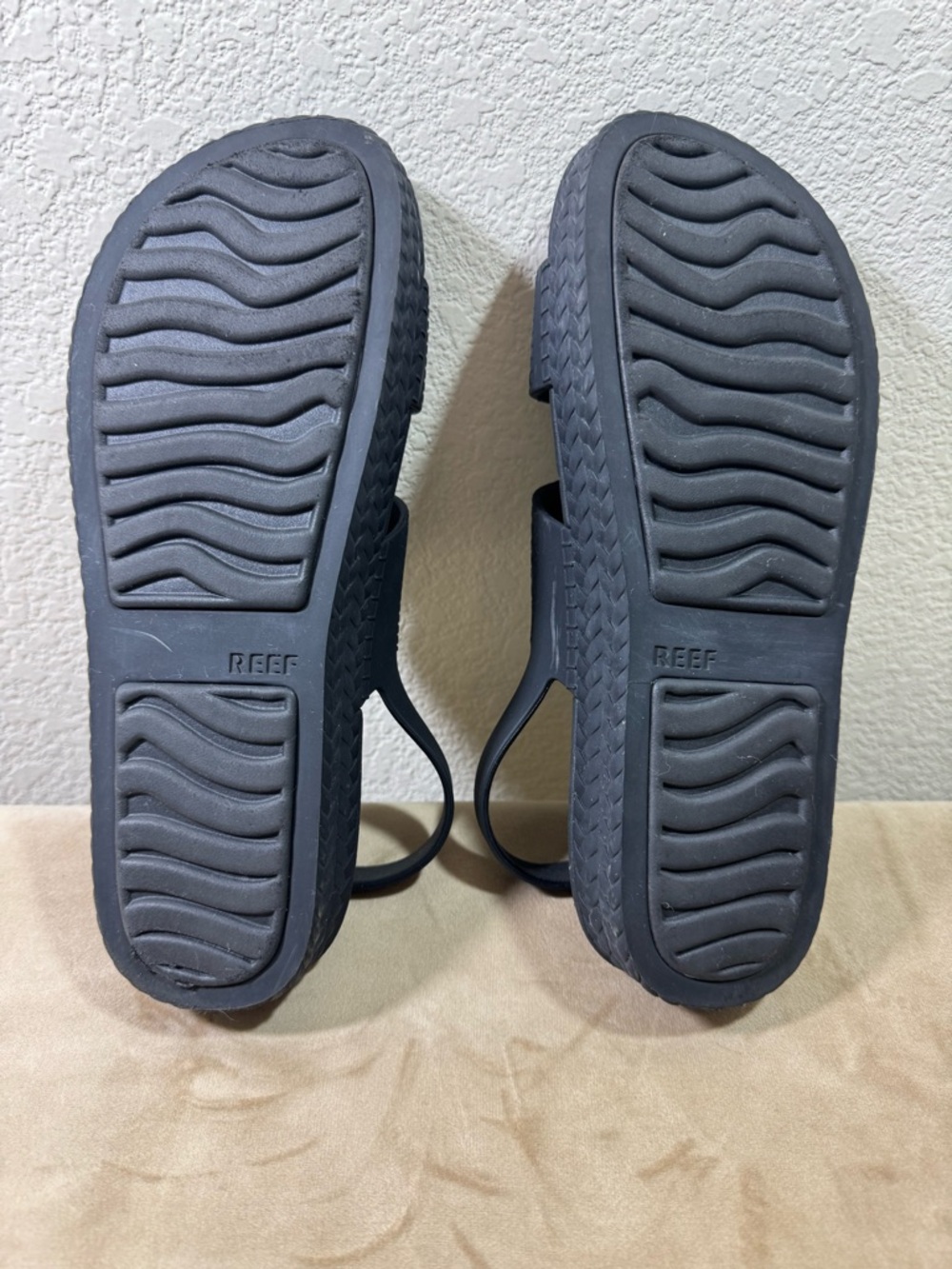 Reef Black Double-Strap Slide Sandals with Heel Strap - Picture 3 of 3